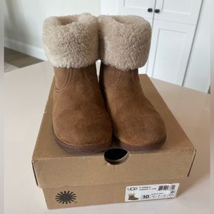 UGG Jorie II Boots in box